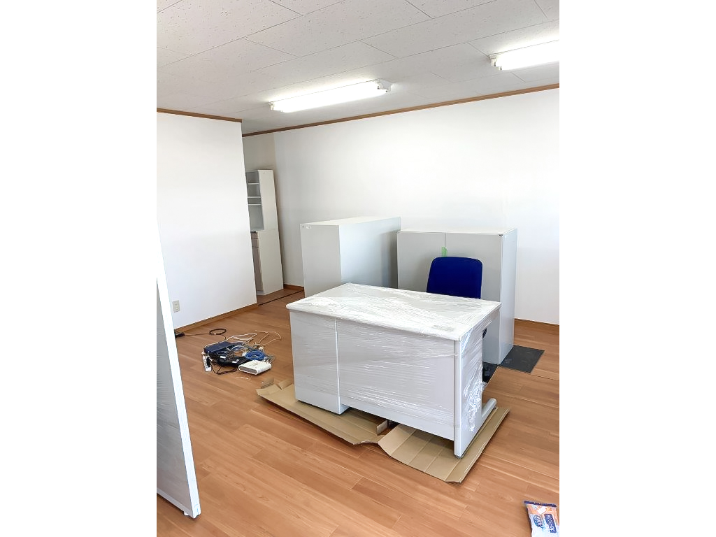 事務所内が老朽化してきたので綺麗にしたい オフィス家具ならhappy ハッピー 事務所内が老朽化してきたので綺麗にしたい オフィス家具ならhappy ハッピー