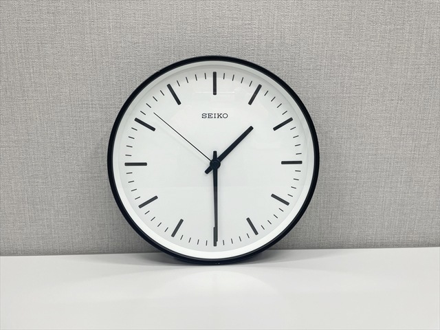 壁掛電波時計 SEIKO スタンダードシリーズ KX308K