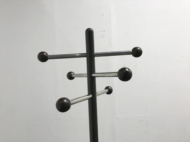 |[nK[