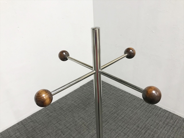 |[nK[