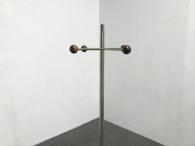 |[nK[