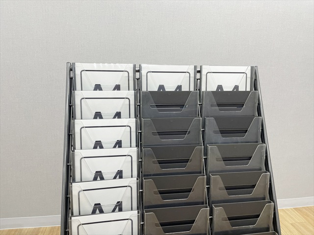 �p���t���b�g�X�^���h�@3��7�i�@�|�P�b�g�^�@A4�Ή��@ZR-PS123