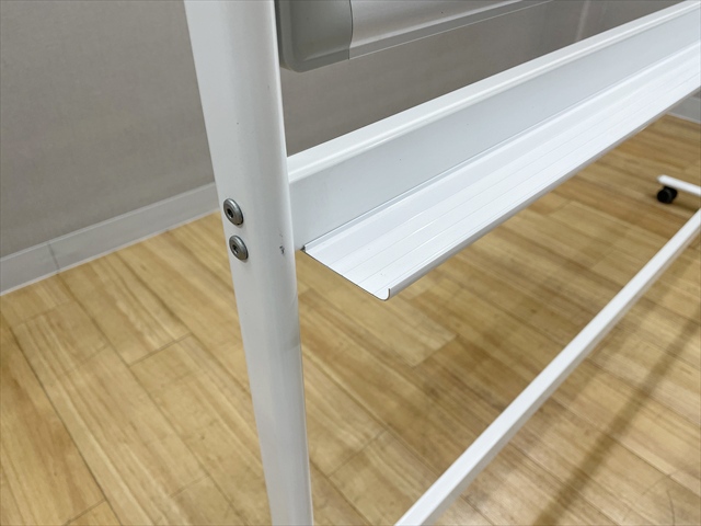 �r�t�z���C�g�{�[�h�@���ʎ��@�Жʌ��ԗ\��\�@�G�����T�@LEAR-32SY