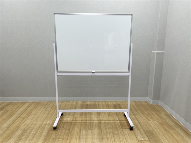 脚付ホワイトボード 両面式[-][中古]|脚付ホワイトボード-ボード 
