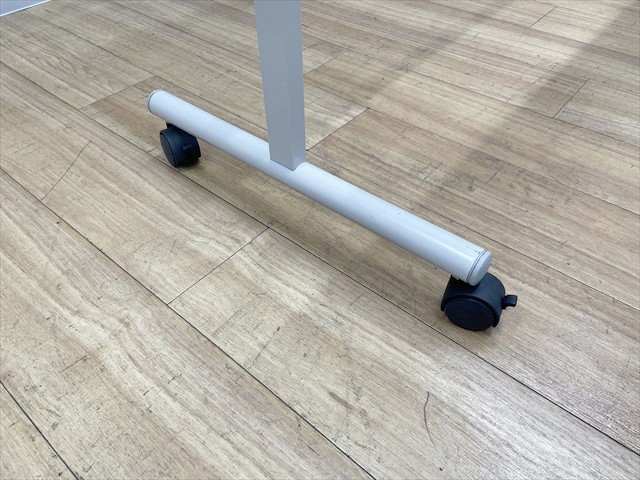 脚付ホワイトボード 両面式 スタンダードタイプ[内田洋行/ウチダ][中古