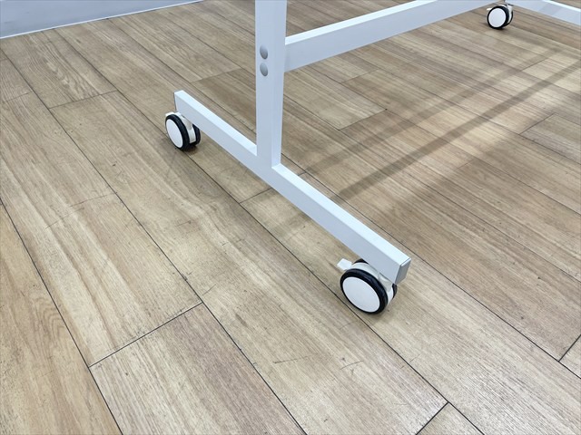 脚付ホワイトボード 両面式[-][中古]|脚付ホワイトボード-ボード