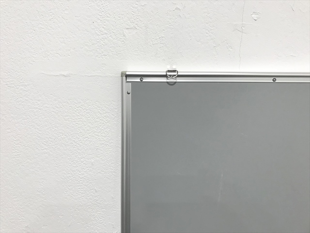 s\\@18lp@FB@FB-32KWNc