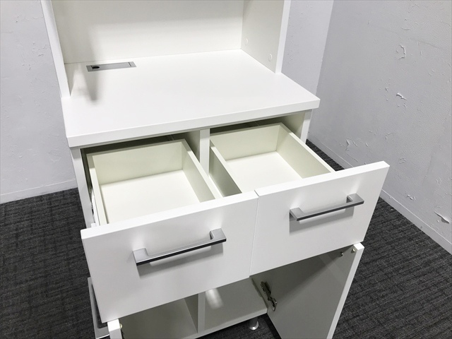 コクヨ イートイン シリーズ ラティ キッチンカウンター 幅900×奥行き450×高さ1000MM カラー P1C BK-EK610BP16NN キッチンカウンター イートインラティ(配送・組立