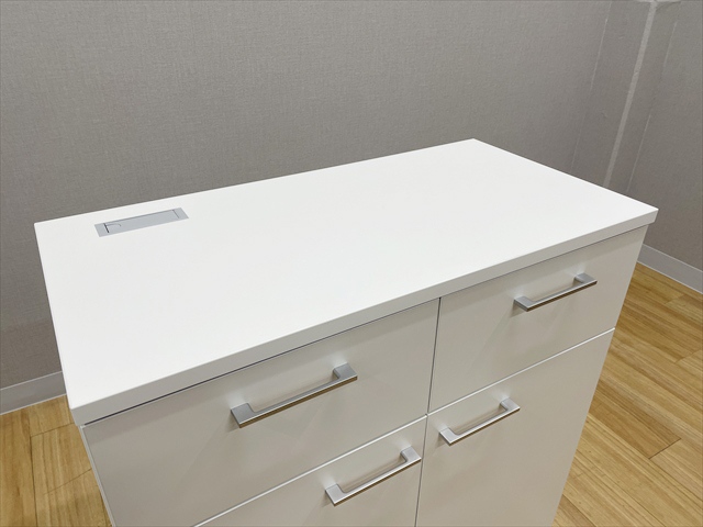 �r�W�l�X�L�b�`���@�C�[�g�C���@���e�B�@�L�b�`���J�E���^�[�@BKD-EK910APAWNN