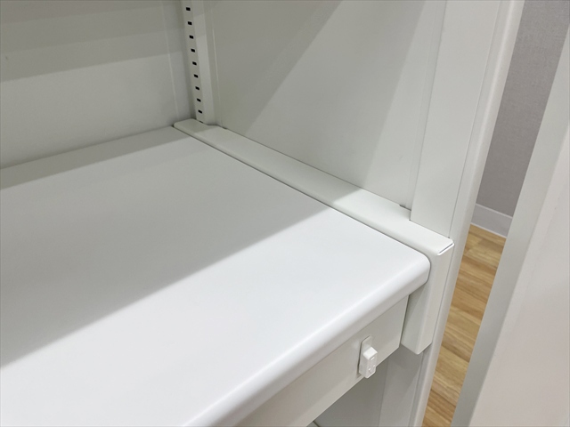 �r�W�l�X�L�b�`���@���N�g���C���@�J�b�v�P�[�X�@���J�����@4B217Y ZA75