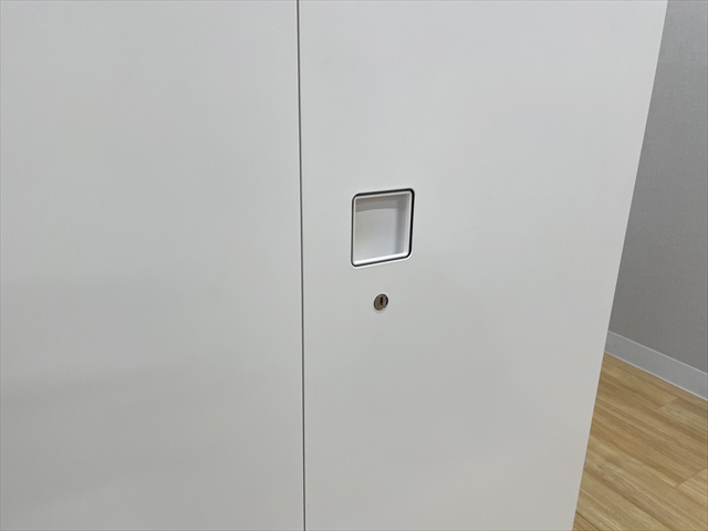 �r�W�l�X�L�b�`���@���N�g���C���@�J�b�v�P�[�X�@���J�����@4B217Y ZA75