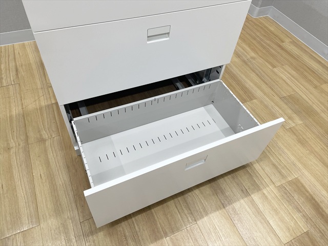 eLrlbg@3i@GXLrlbg@Vt@H1-M1090AAS-W9