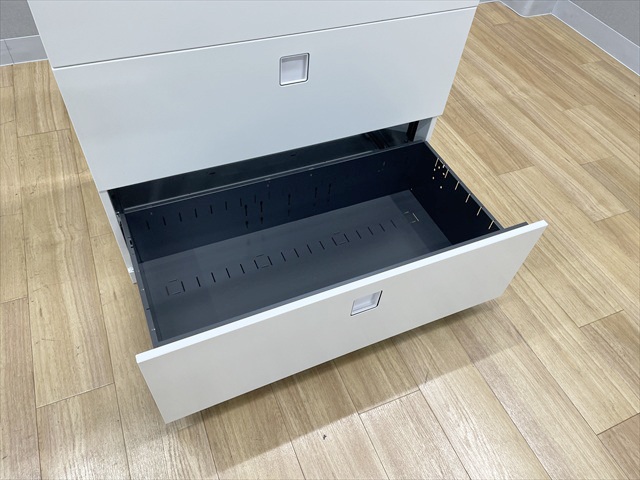 eLrlbg@4i@NgC@Vt@4BG5ZC ZA75