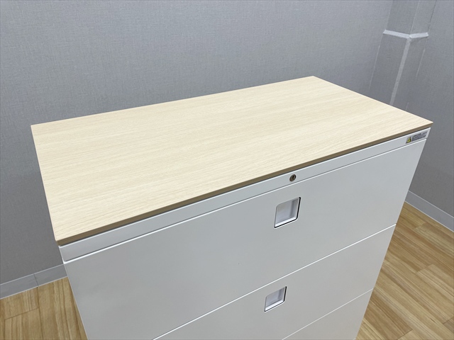 eLrlbg@4i@NgC@Vt@4BG5ZC ZA75