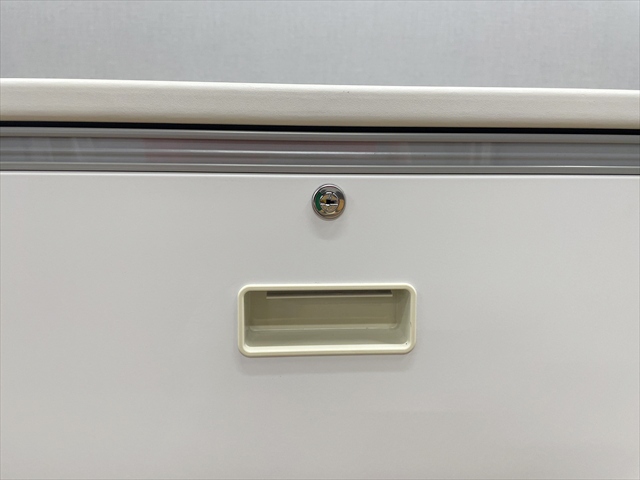 ���e�����L���r�l�b�g�@3�i�@�V�����C���@�V�t�@HTM-109AAS-W9