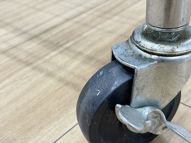 ���^�����b�N�@�V�n4�i�@�L���X�^�[�t