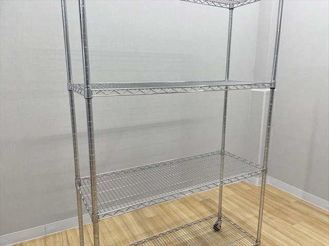 ���^�����b�N�@�V�n4�i�@�L���X�^�[�t