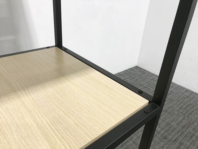 yOUTLETzI[vɁ@AXvh@5iR[i[VFt