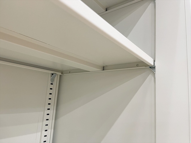 �I�[�v������