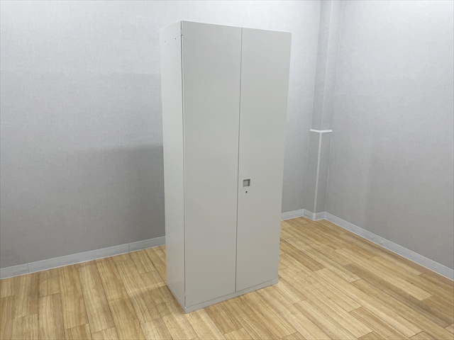 �I�t�B�X�Ƌ�  ���J�����Ɂ@�����O�@���N�g���C���@4B318M Z13 