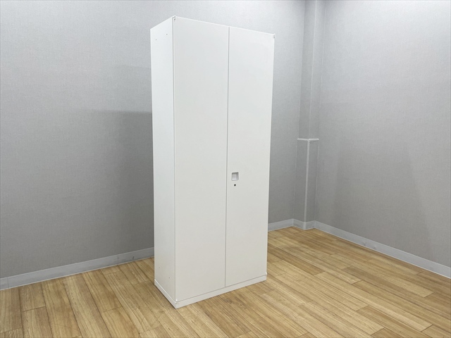 �I�t�B�X�Ƌ�  ���J�����Ɂ@�����O�@���N�g���C���@4B318Y ZA75 