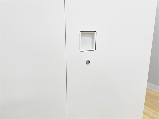 ���J�����Ɂ@�����O�@���N�g���C���@4H318Y ZA75