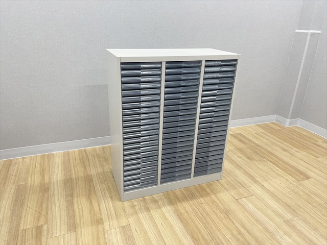 gCLrlbg@322i@A4Ή@ސɁ@S-A413F1N