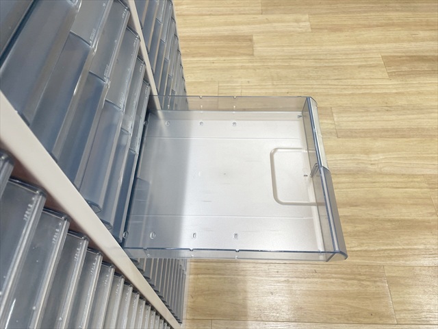 gCLrlbg@322i@A4Ή@ސɁ@S-A413F1N