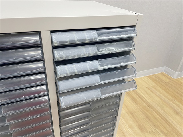 gCLrlbg@322i@A4Ή@ސɁ@S-A413F1N