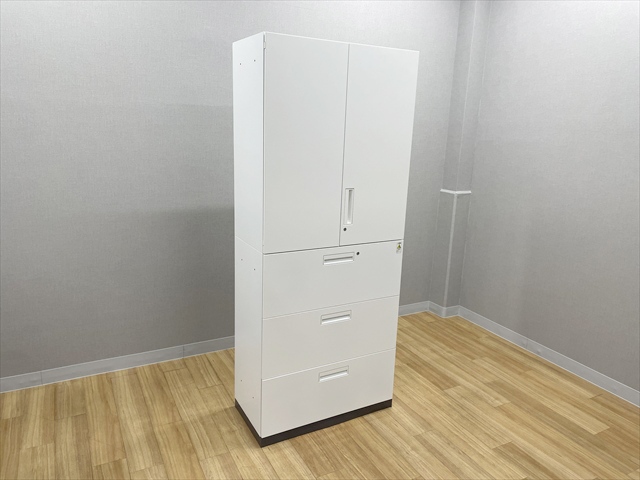 3�i���e�������J�A���@�G�f�B�A�@�V���O���x�[�X�^