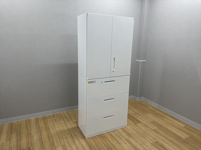 3�i���e�������J�A���@HS