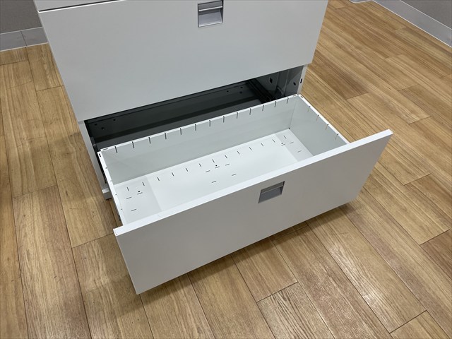 3�i���e�������J���A���@���쐬�s��