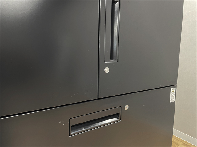 3�i���e�������J�A���@�G�f�B�A