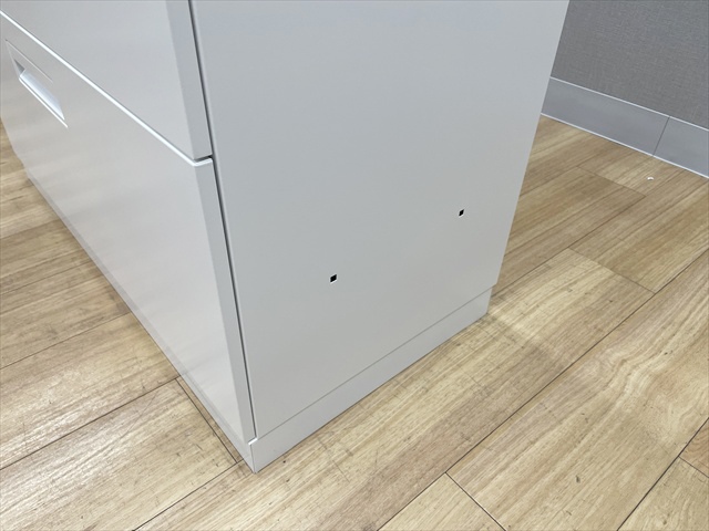 3�i���e�������J���A���@�G�f�B�A�@�V���O���x�[�X�^