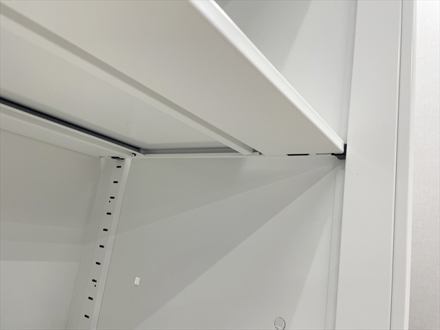 3�i���e�������J���A���@�G�f�B�A�@�V���O���x�[�X�^