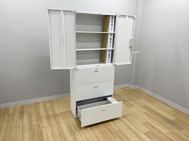 3�i���e�������J�A���@�V�����C��400