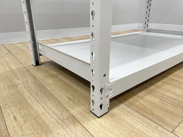 �X�`�[�����b�N�@�y���ʁ@�Z�~�{���g���X�@�V�n4�i�@�^�C�K�[���b�N�@SO