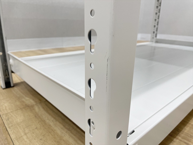 �X�`�[�����b�N�@�y���ʁ@�Z�~�{���g���X�@�V�n4�i�@�^�C�K�[���b�N�@SO