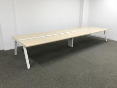 �v���X �t���[�A�h���X�f�X�N�@�W�F�l���@4���V�@���ʃ^�C�v