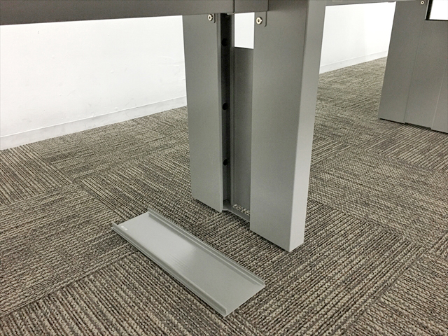 �t���[�A�h���X�f�X�N�@�C���T���[�^�@6���V�@���ʃ^�C�v