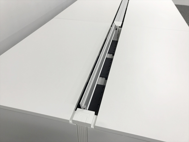 �t���[�A�h���X�f�X�N�@���[�N���B�X�^�@6���V�@���ʃ^�C�v