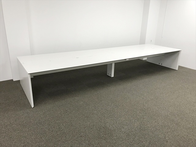 �t���[�A�h���X�f�X�N�@�A���Z�i�@4���V�@���ʃ^�C�v