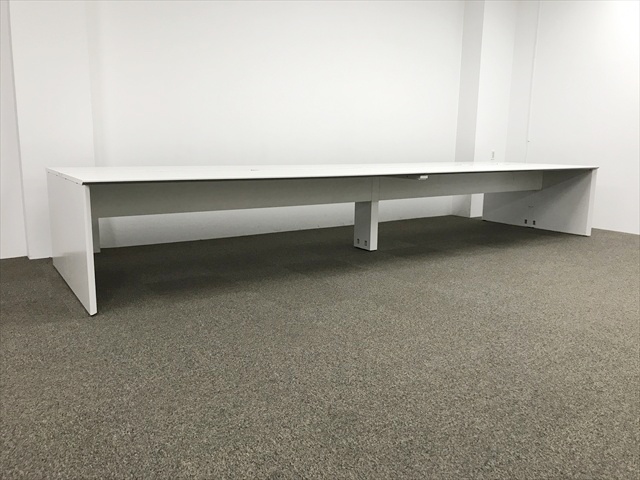 �t���[�A�h���X�f�X�N�@�A���Z�i�@4���V�@���ʃ^�C�v