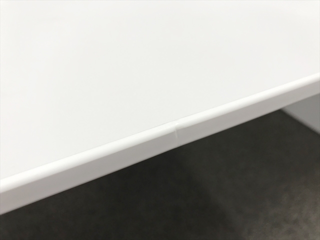 �t���[�A�h���X�f�X�N�@�A���Z�i�@4���V�@���ʃ^�C�v