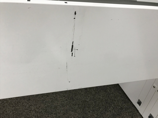 �t���[�A�h���X�f�X�N�@�A���Z�i�@4���V�@���ʃ^�C�v