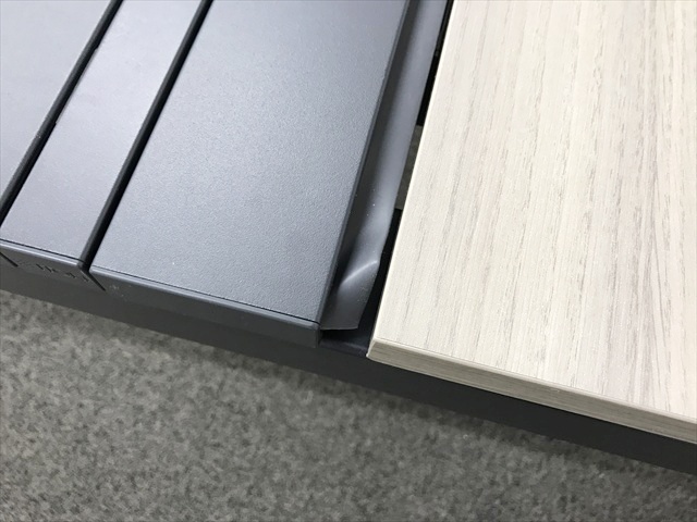 �t���[�A�h���X�f�X�N�@�A�t�B�[�m�@2���V�@���ʃ^�C�v