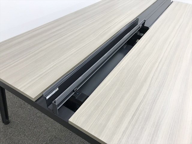 �t���[�A�h���X�f�X�N�@�A�t�B�[�m�@2���V�@���ʃ^�C�v