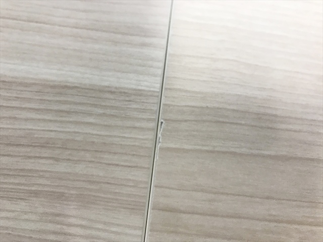 �t���[�A�h���X�f�X�N�@�A���Z�i�@4���V�@���ʃ^�C�v