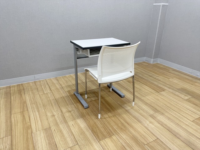 �X�N�[���f�X�N�@2�_�Z�b�g�@axona AICHI�@SCM-400L