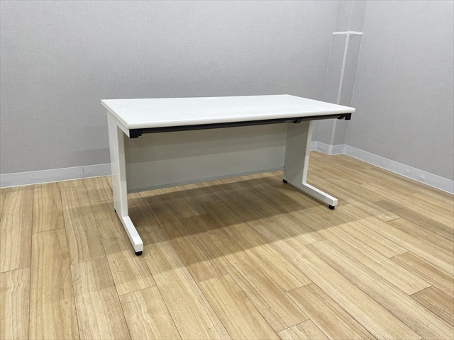 平デスク フラットライン 引出し付 SP-T147 WH[プラス][中古]|平デスク 